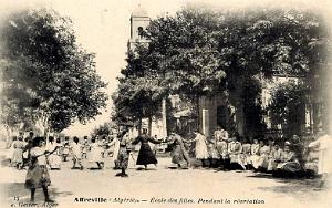 93- Affreville - ecole de filles - Recreation